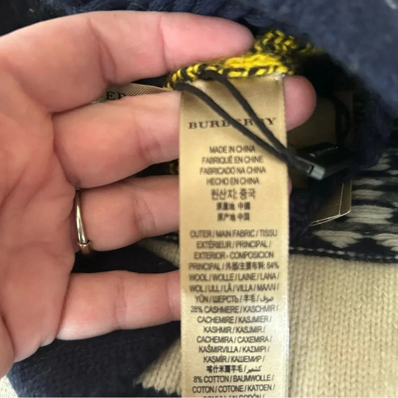 NWT Burberry Fair Isle Pom Hat - Picture 5 of 6